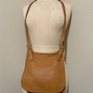 Vintage Coach 9135 Slim Hippie Flap Bag